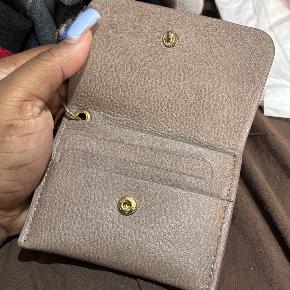 Itzy Ritzy wallet - Picture 2 of 5